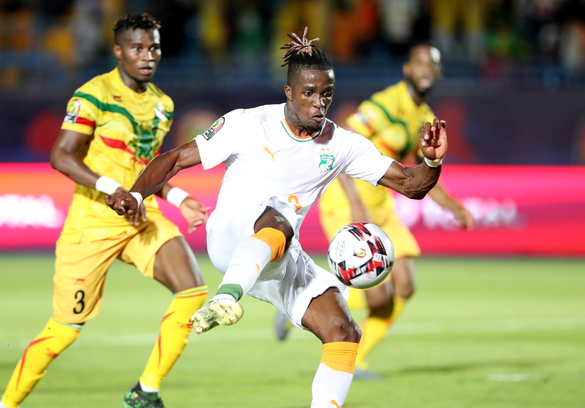 Clip: "Đàn em" Didier Drogba giúp Bờ Biển Ngà vào tứ kết CAN Cup 2019