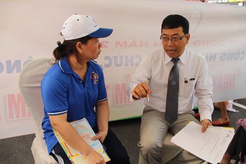 Tư vấn ph&aacute;p luật trực tuyến cho đo&agrave;n vi&ecirc;n v&agrave; người lao động - Ảnh 1.