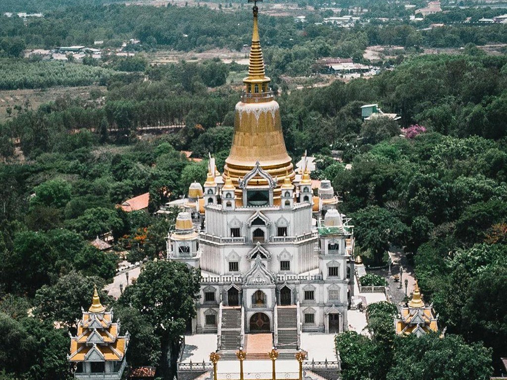 Chùa Bửu Long vào top đẹp nhất thế giới có gì nổi bật?