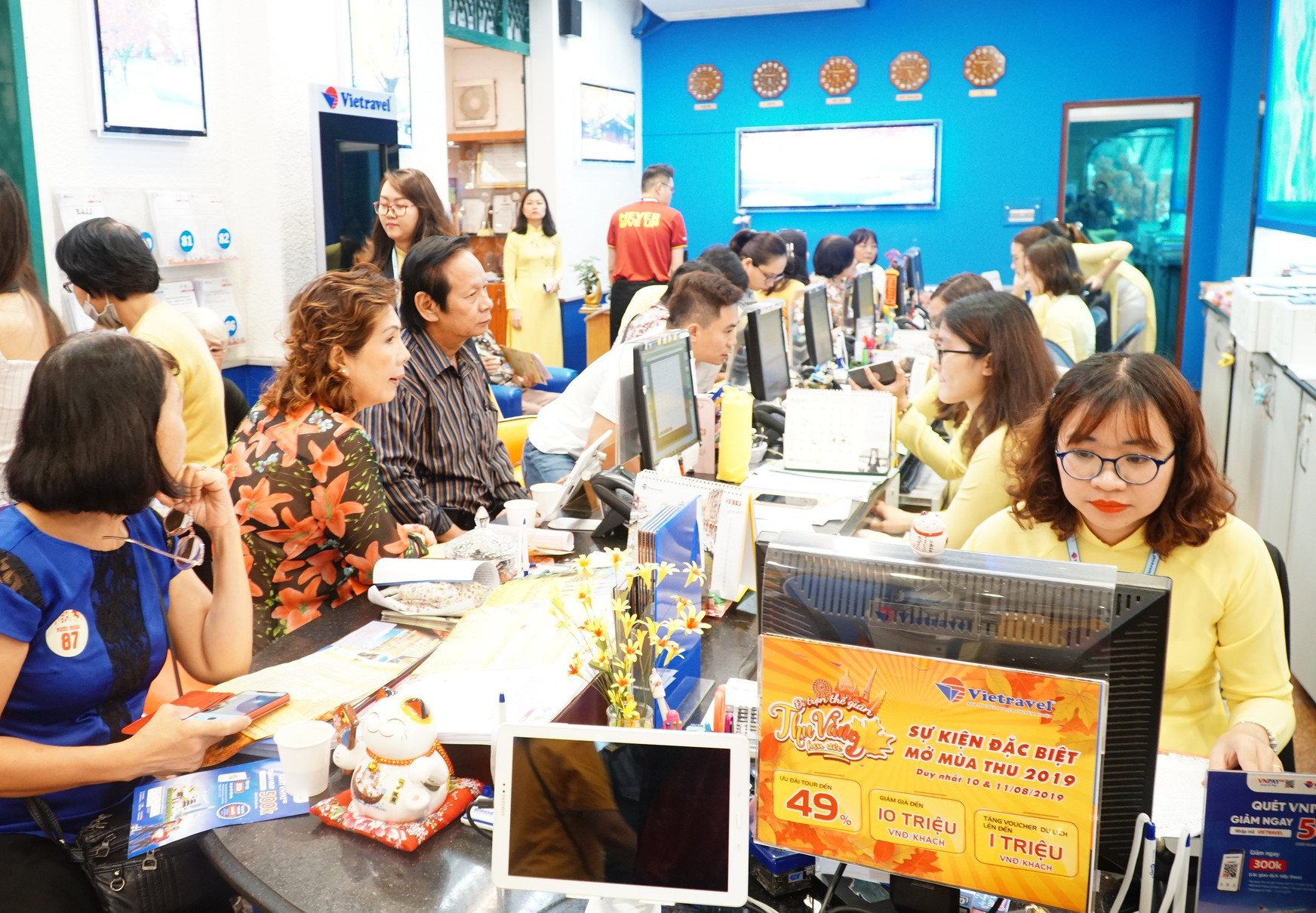 Đi trọn thế gian, Thu v&agrave;ng hẹn ước&rdquo;: Tận hưởng niềm vui du lịch m&ugrave;a thu - Ảnh 1.
