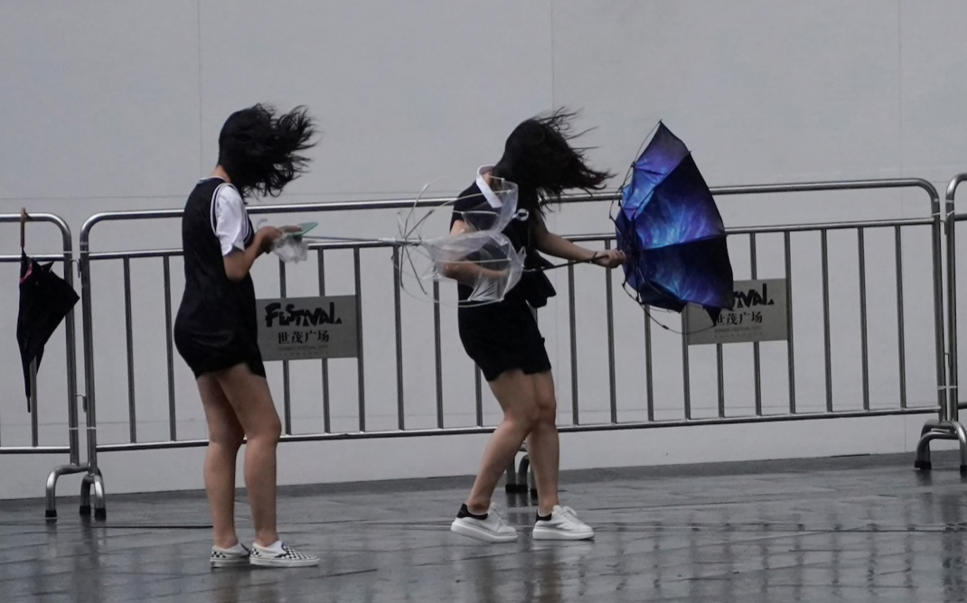 Trung Quốc hứng bão Lekima, 18 người chết, hơn 1 triệu người sơ tán - Ảnh 2.