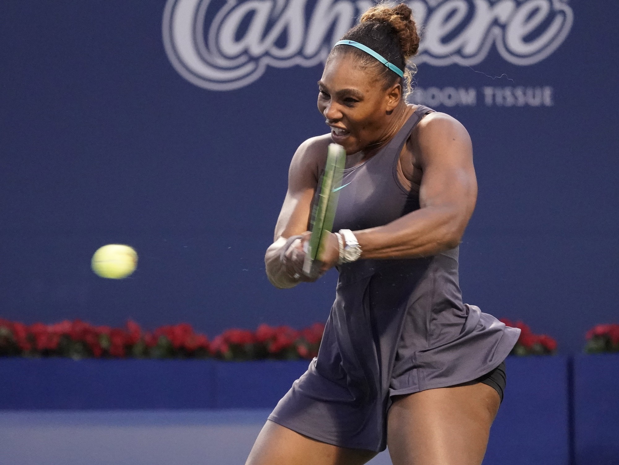 Serena Williams thỏa m&atilde;n khi phục hận th&agrave;nh c&ocirc;ng trước Naomi Osaka - Ảnh 3.