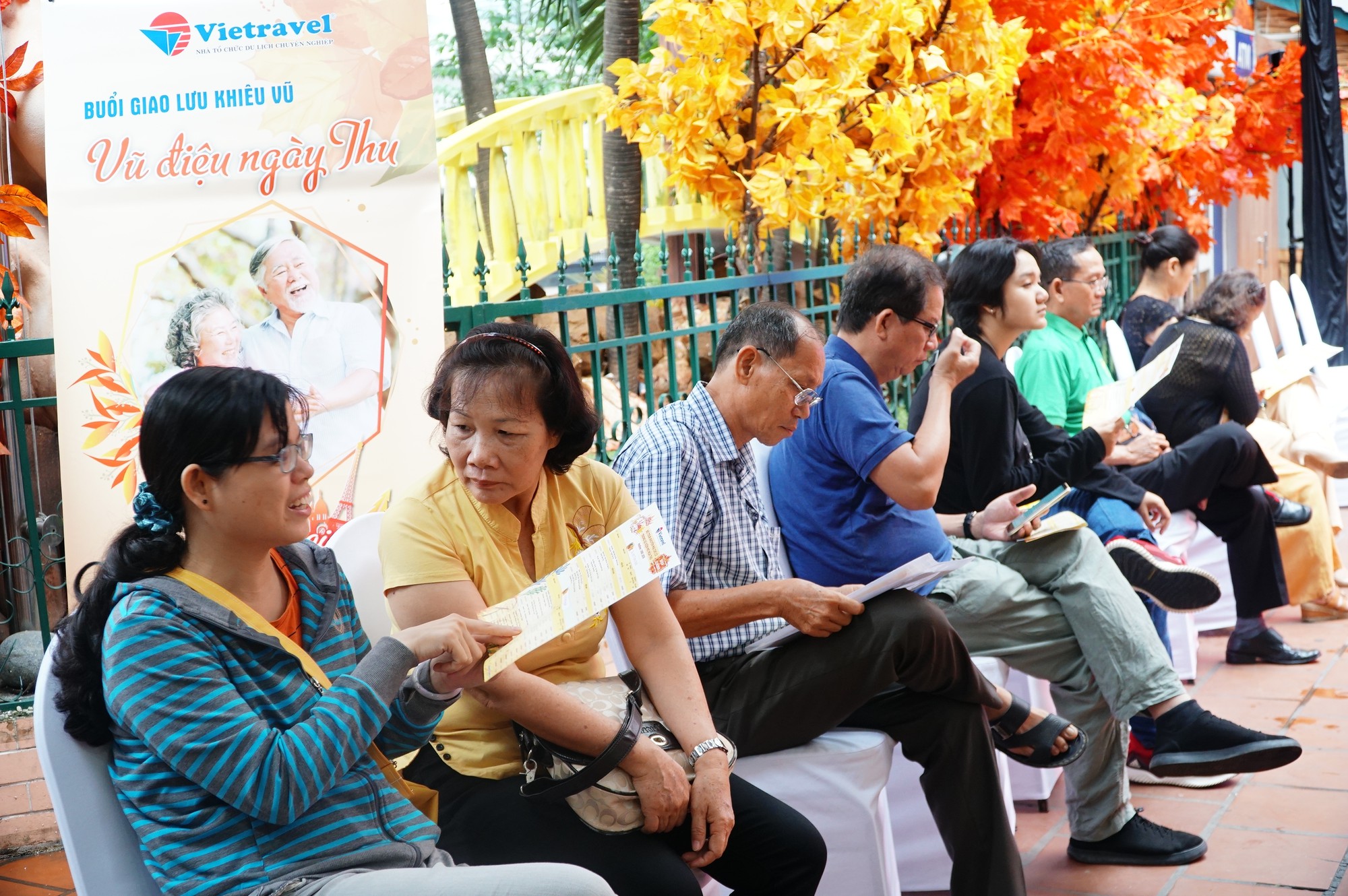Đi trọn thế gian, Thu v&agrave;ng hẹn ước&rdquo;: Tận hưởng niềm vui du lịch m&ugrave;a thu - Ảnh 3.