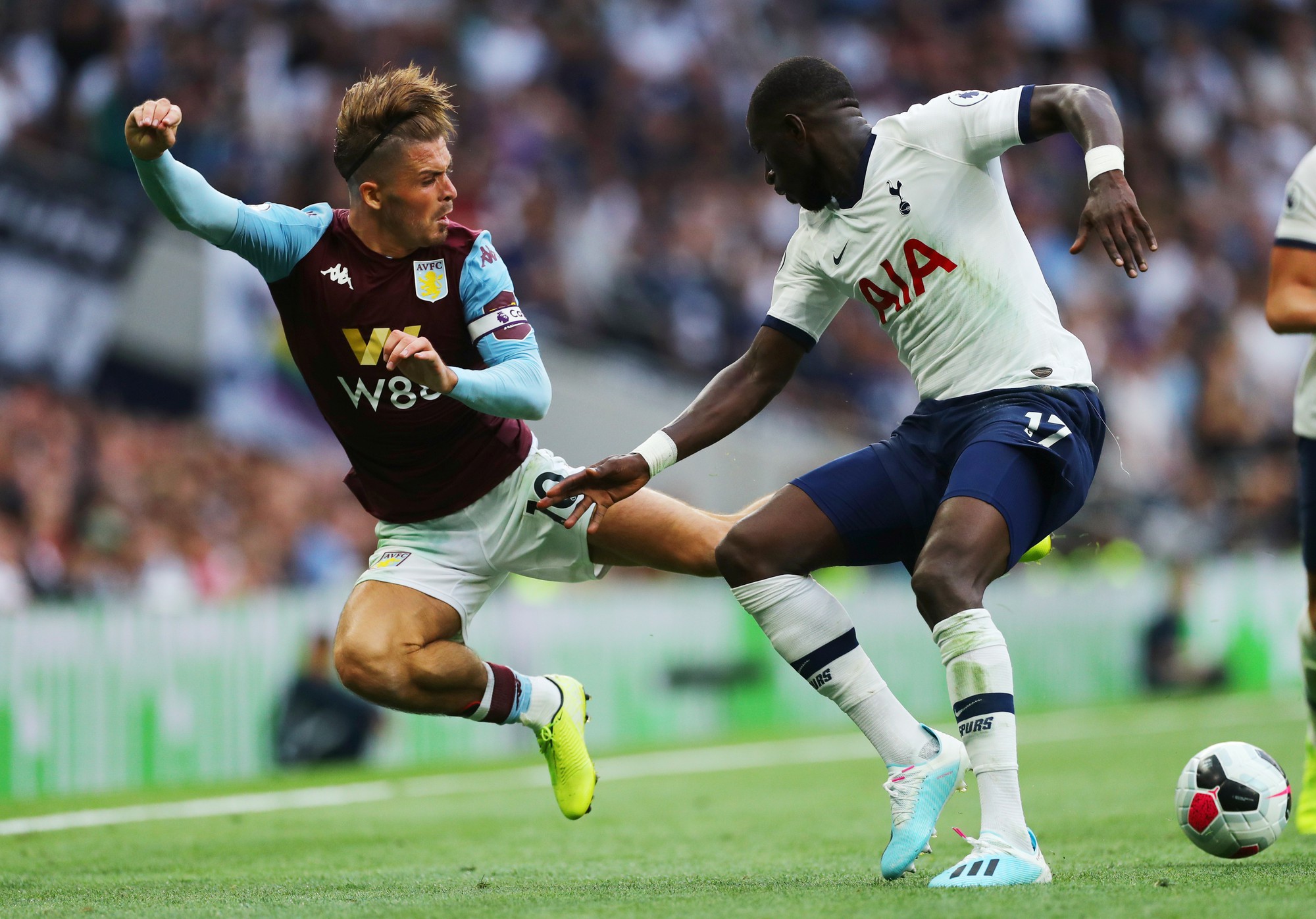 Hạ Aston Villa 3-1, á quân châu Âu Tottenham thăng hoa - Ảnh 1.
