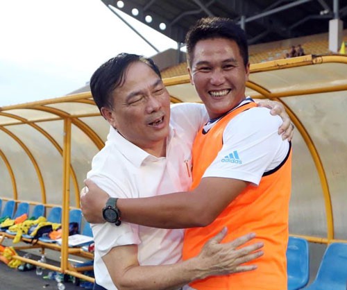 Thanh Hóa thay tướng, có HLV trẻ nhất lịch sử V-League