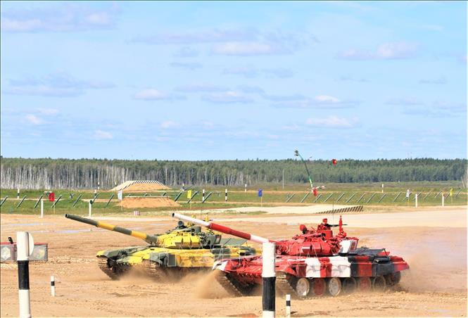 Đội xe tăng Việt Nam dẫn đầu bảng đấu bán kết Army Games 2019