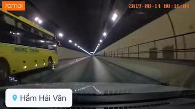 Tước bằng lái, phạt 2,5 triệu đồng đối với tài xế vượt ẩu trong hầm Hải Vân