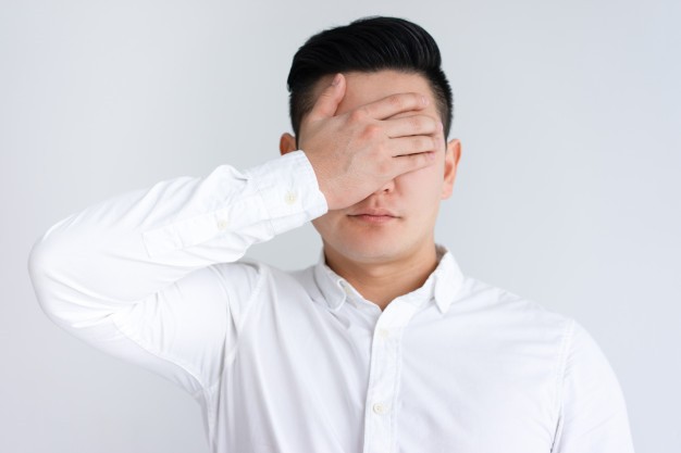 Chồng hết thương rồi, liếc vợ một c&aacute;i cũng kh&ocirc;ng - Ảnh 2.
