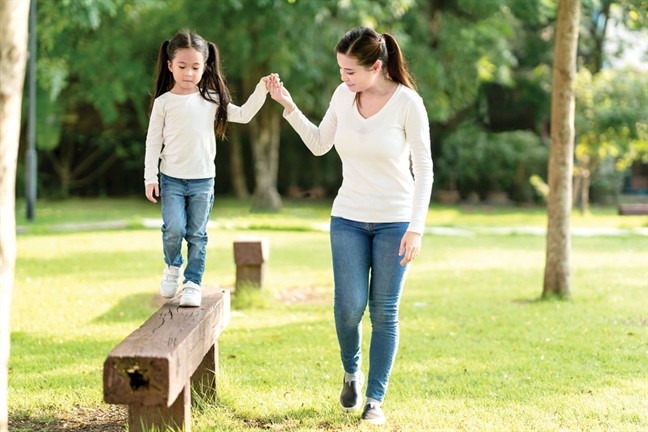 Vì cô độc quá nên thèm làm mẹ đơn thân