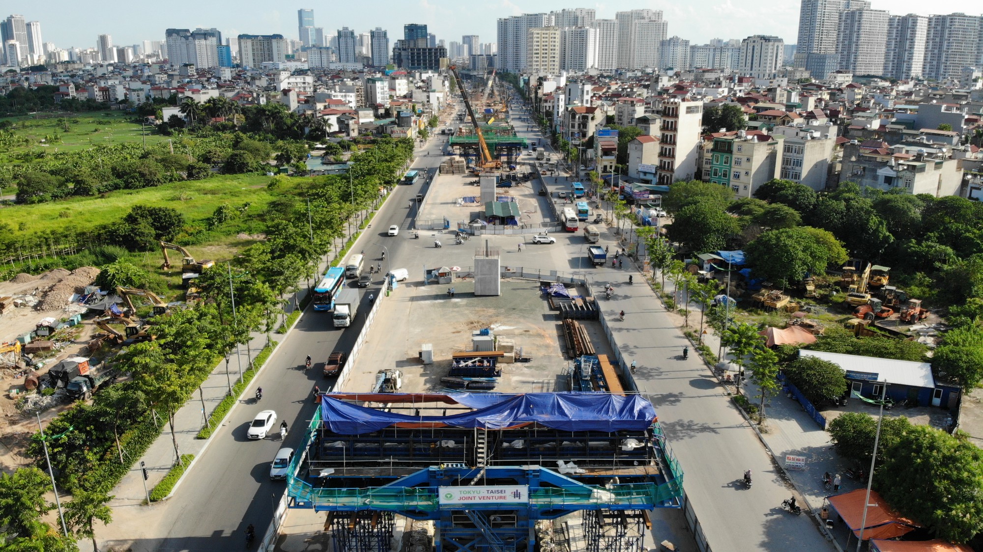 Những “chiếc bẫy” chết người rình rập trên đường Phạm Văn Đồng - Ảnh 3.