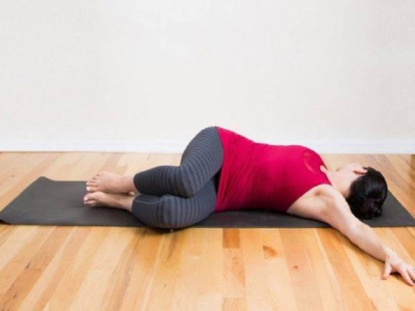 Động tác giúp giảm đau lưng hiệu quả - Ảnh 4.