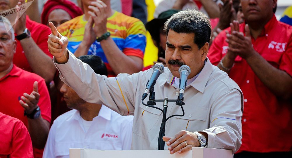 Tổng thống Venezuela so sánh ông Trump với trùm phát xít Đức
