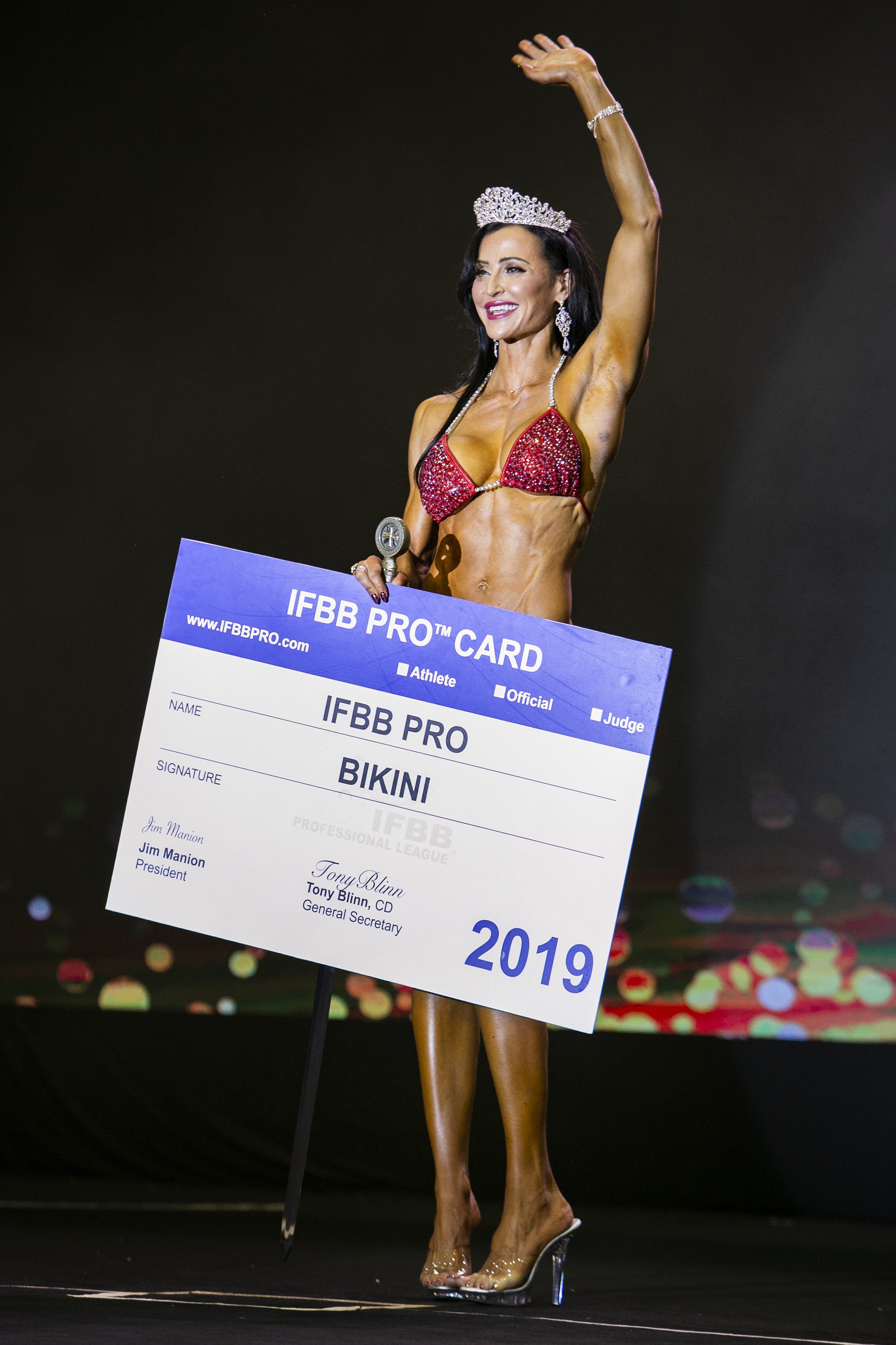Ngắm d&agrave;n người đẹp bikini tr&ecirc;n s&agrave;n Muscle Contest Việt Nam 2019 - Ảnh 3.