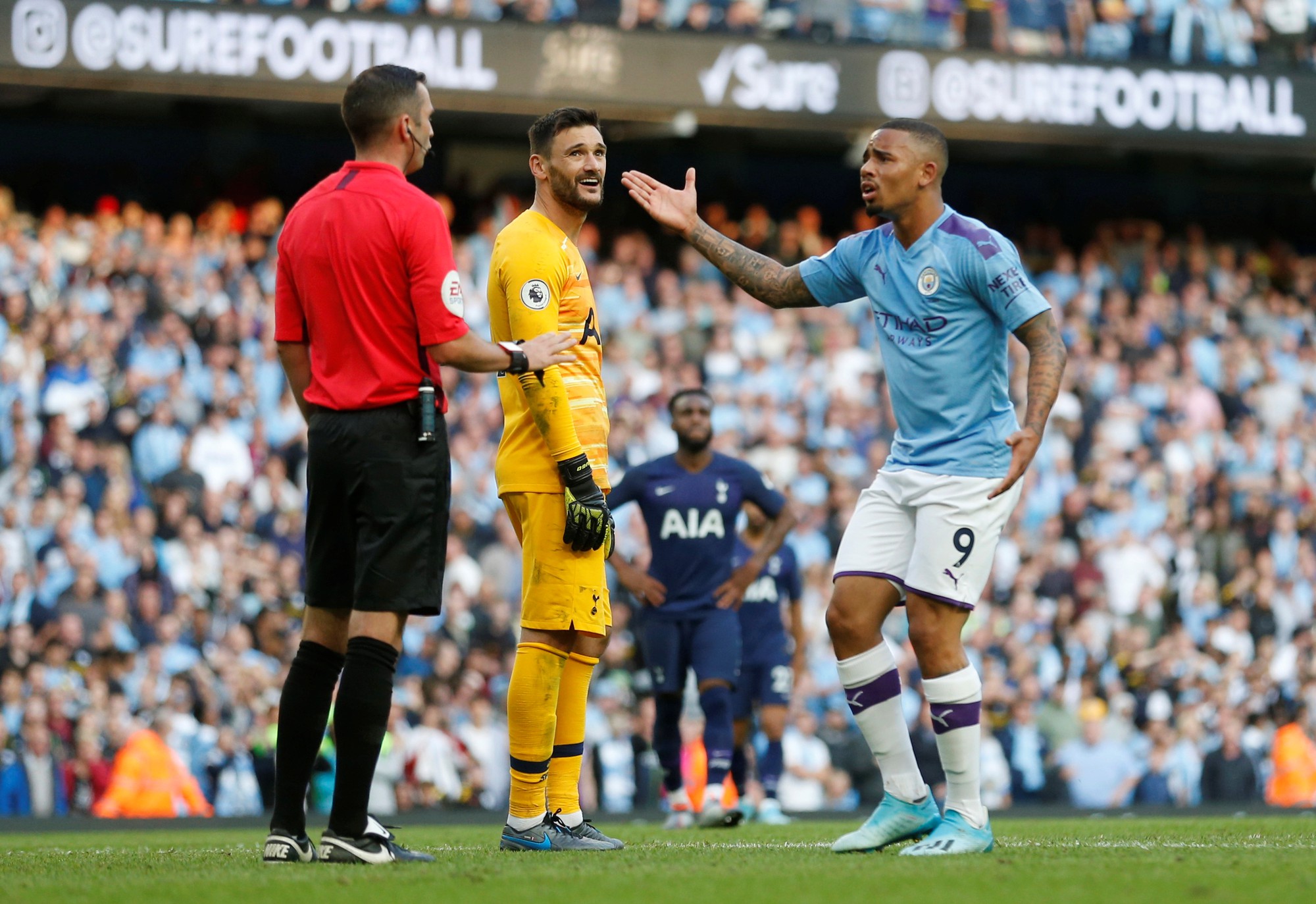 VAR cứu Tottenham, Man City ôm hận đại chiến - Ảnh 4.