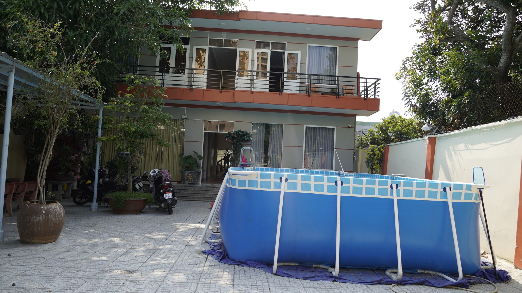 Vũng Tàu kiểm tra "villa" bị khách tố 10 triệu đồng/đêm nhưng giống phòng trọ