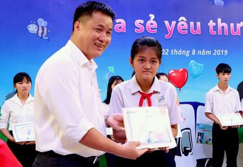 BÌNH DƯƠNG: Chia sẻ yêu thương
