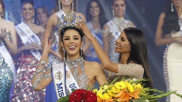 Nữ sinh 19 tuổi đăng quang Hoa hậu Venezuela 2019