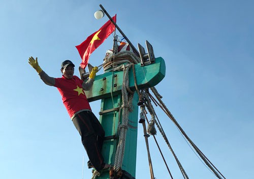 Miền Trung phải đi nhanh mà không ngã! - Ảnh 2.