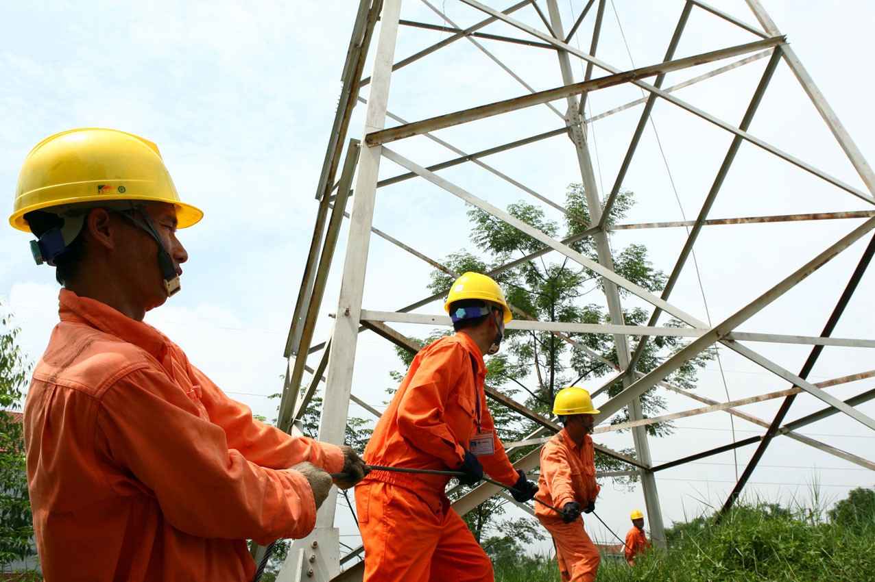 Tiết kiệm năng lượng là giải pháp cấp bách