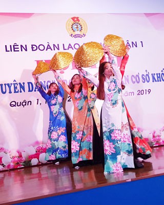 Khai mạc hội thi "Giáo viên tài năng, duyên dáng"