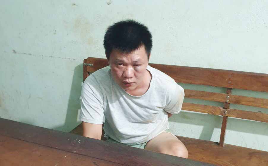 Bắt đối tượng nghi sàm sỡ thiếu nữ, đâm bị thương công an