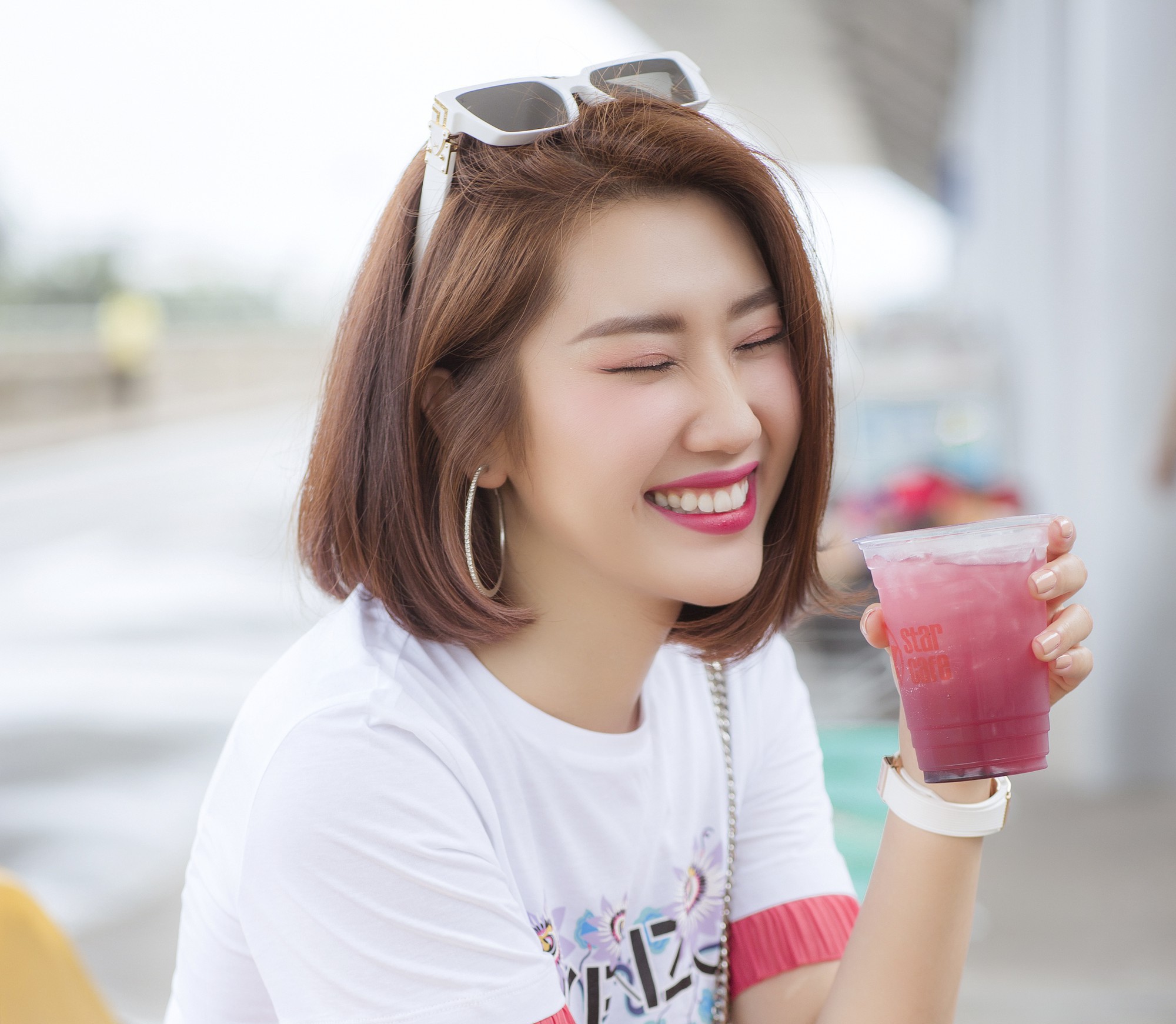 "Mai vàng" Thúy Ngân cá tính dạo phố