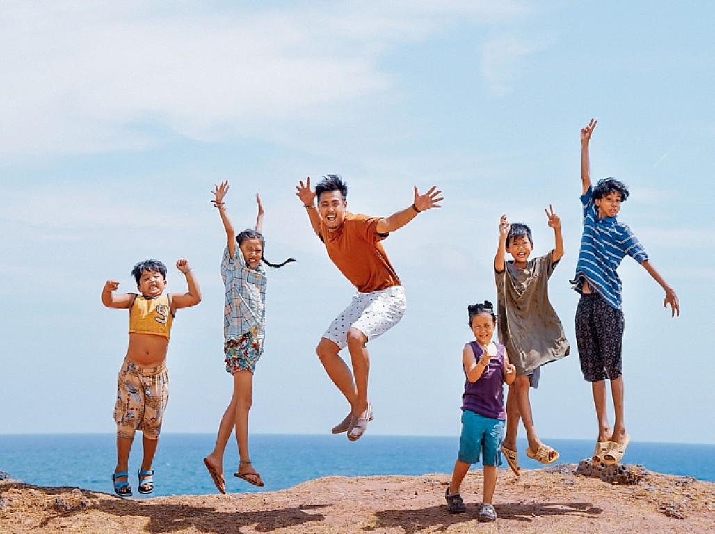 Đỗ Đức Thịnh được khen ngợi với “Anh thầy ngôi sao”