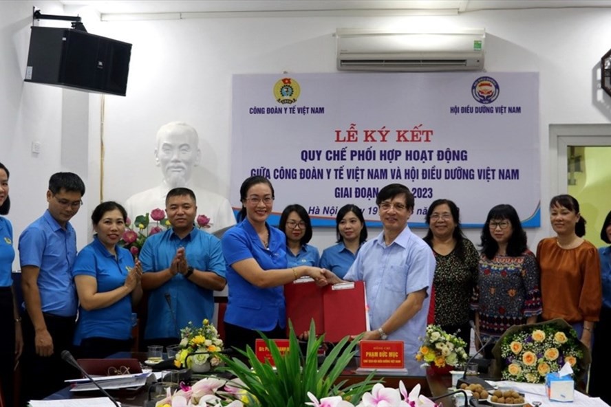 Bảo vệ quyền lợi của người lao động ngành y tế