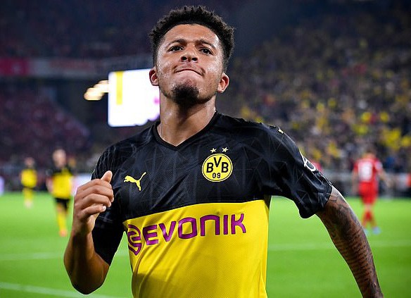 Kiếm tiền giỏi nhất châu Âu, Jadon Sancho khiến người Anh "phát cuồng"