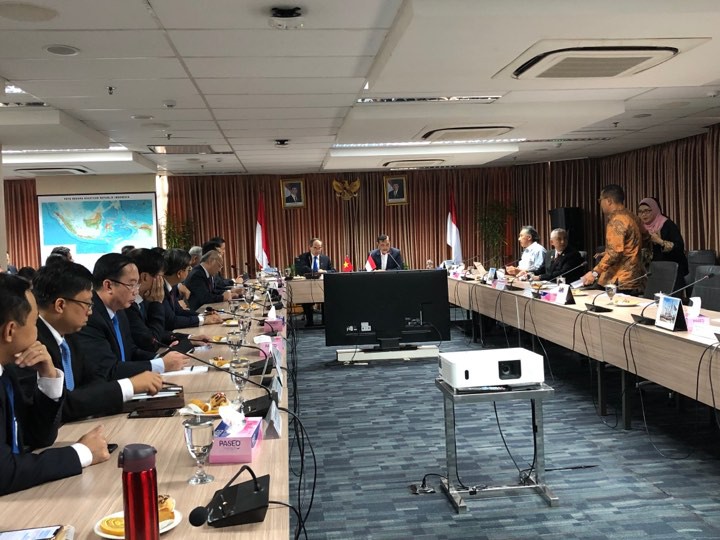B&iacute; thư Nguyễn Thiện Nh&acirc;n đề xuất kết nối h&agrave;ng kh&ocirc;ng, h&agrave;ng hải  Việt Nam - Indonesia - Ảnh 1.