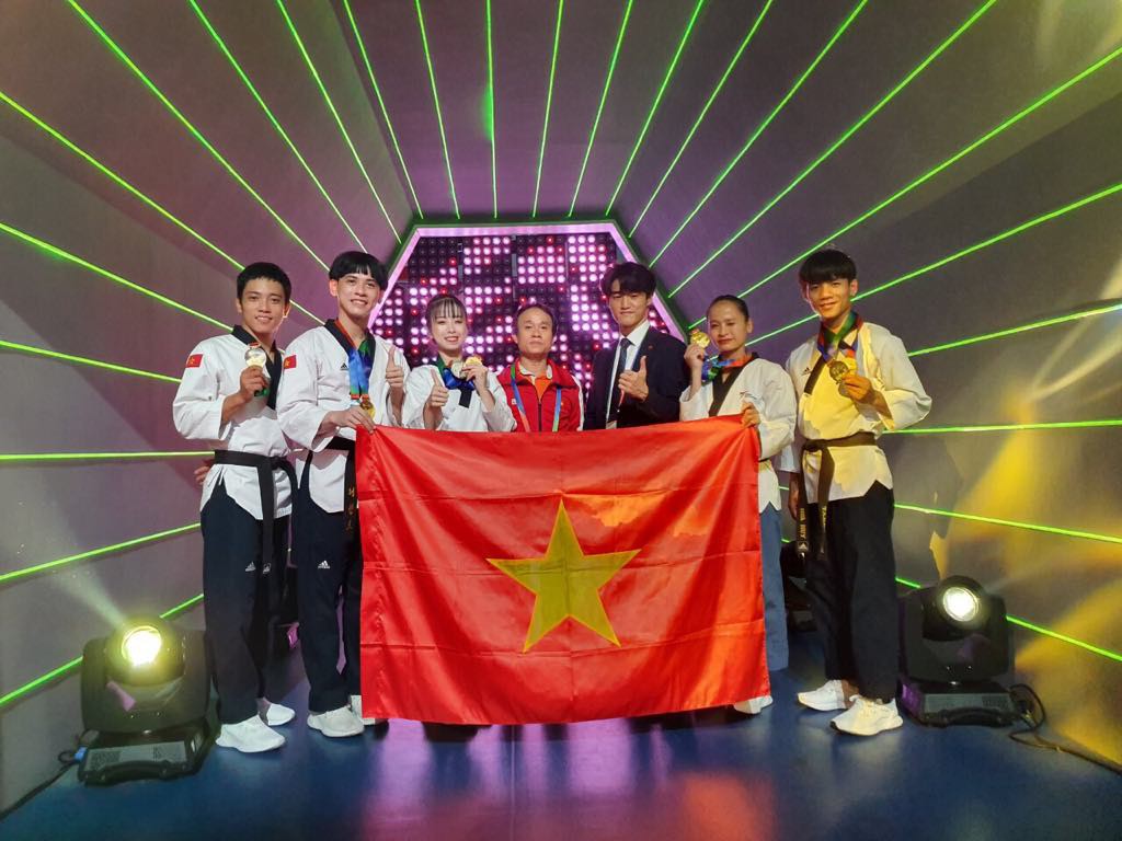 Châu Tuyết Vân giúp Taekwondo Việt Nam đứng thứ 3 tại World Cup 2019