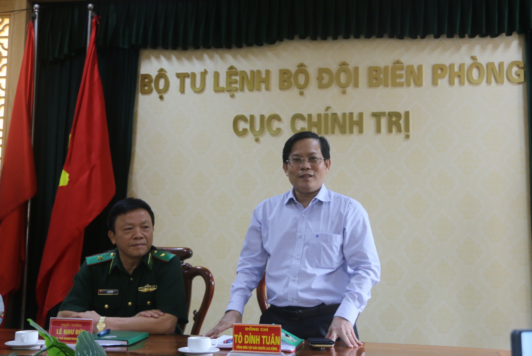Báo Người Lao Động hợp tác chặt chẽ với Bộ Tư lệnh Bộ đội Biên phòng - Ảnh 2.