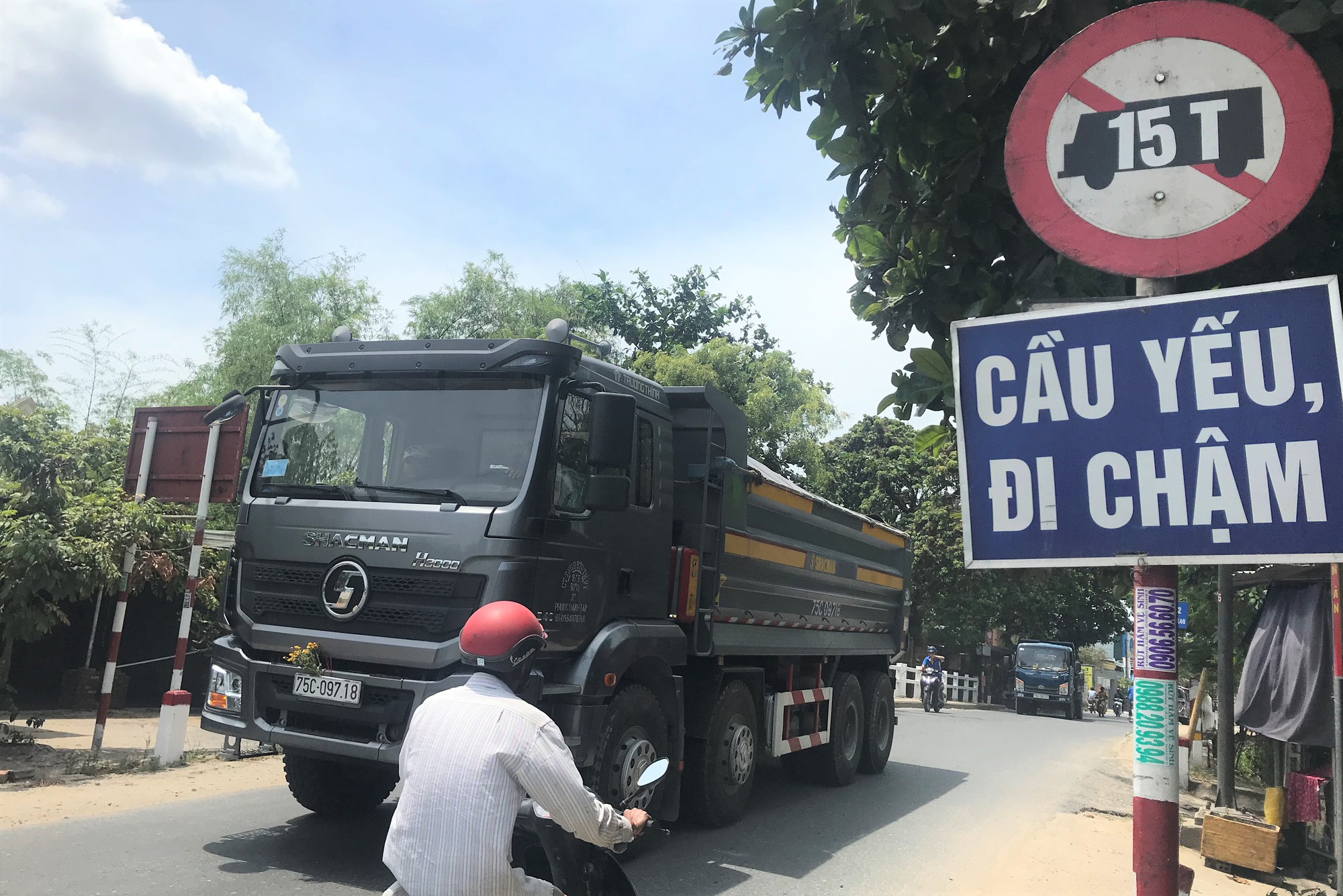 Xe quá tải vẫn hoành hành: Sở GTVT tỉnh Thừa Thiên – Huế khẳng định chỉ hoạt động lén lút
