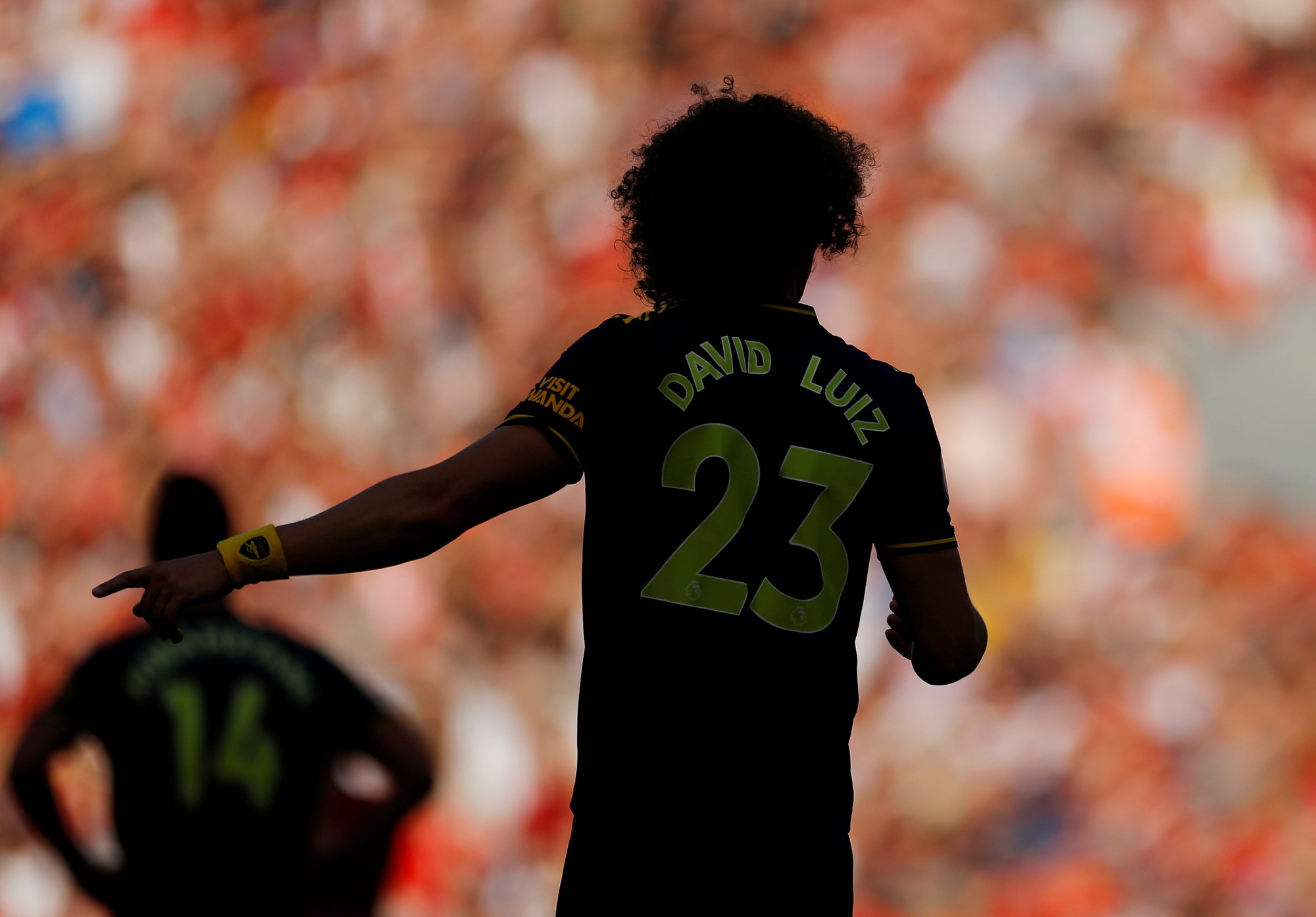 David Luiz "phá" Arsenal, Liverpool thắng tưng bừng ở Anfield
