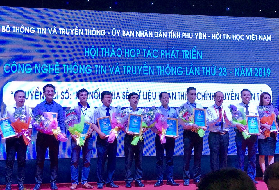 Bộ Thông tin - Truyền thông nói về định hướng ICT và chuyển đổi số