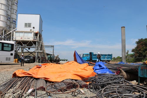 ĐƯỜNG CAO TỐC TRUNG LƯƠNG - MỸ THUẬN: Không thể chậm hơn được nữa! - Ảnh 1.