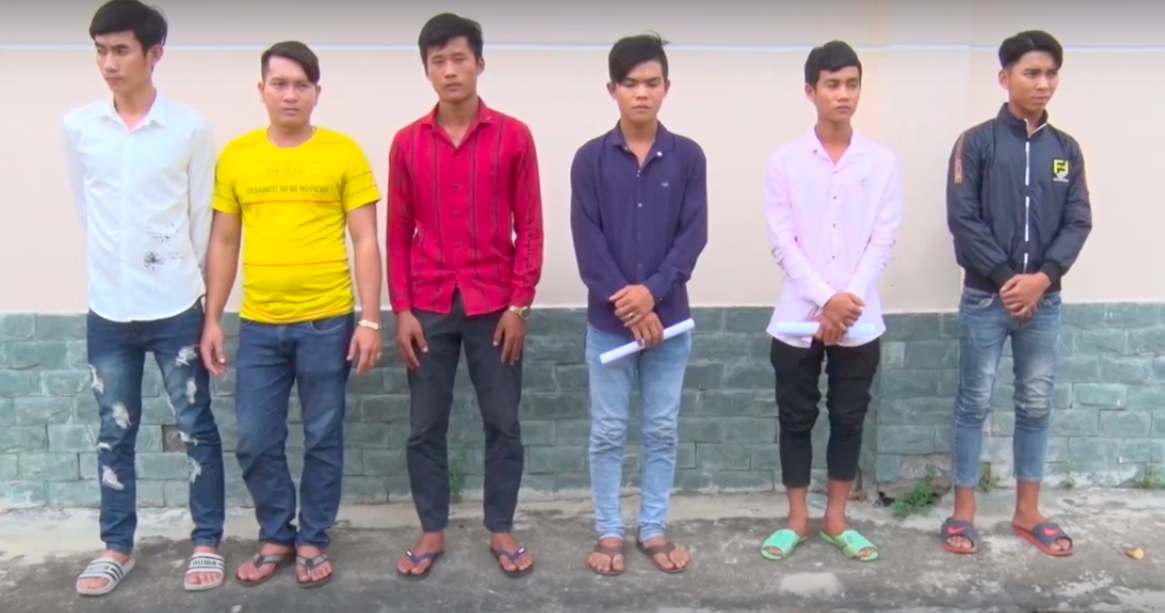 Cô gái gọi nhóm người đến tấn công công an để "giải cứu" người yêu