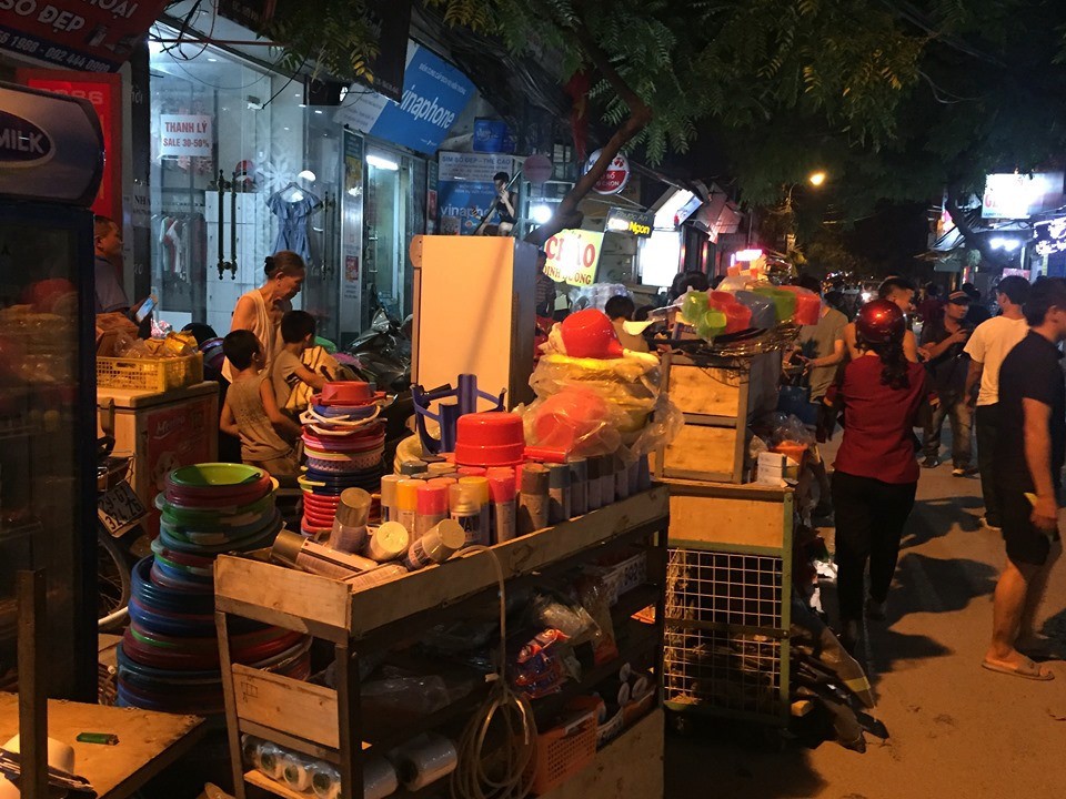 Ch&aacute;y tại C&ocirc;ng ty Rạng Đ&ocirc;ng: 10 nh&agrave; d&acirc;n bị vạ l&acirc;y - Ảnh 3.