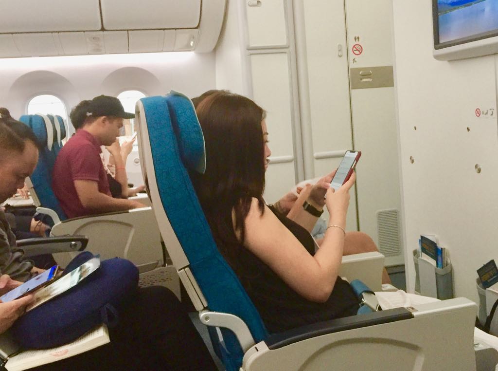 Việt Nam sắp c&oacute; wifi tr&ecirc;n m&aacute;y bay - Ảnh 1.