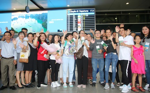IET tiễn học viên xuất cảnh sang Đức học tập và làm việc
