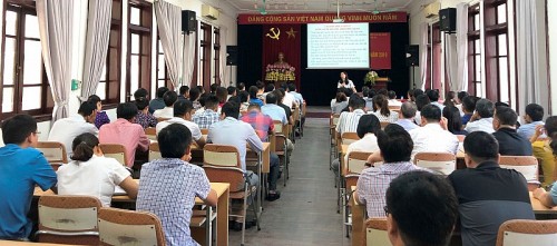 Hà Nội: Tập huấn nghiệp vụ cho 200 cán bộ Công đoàn