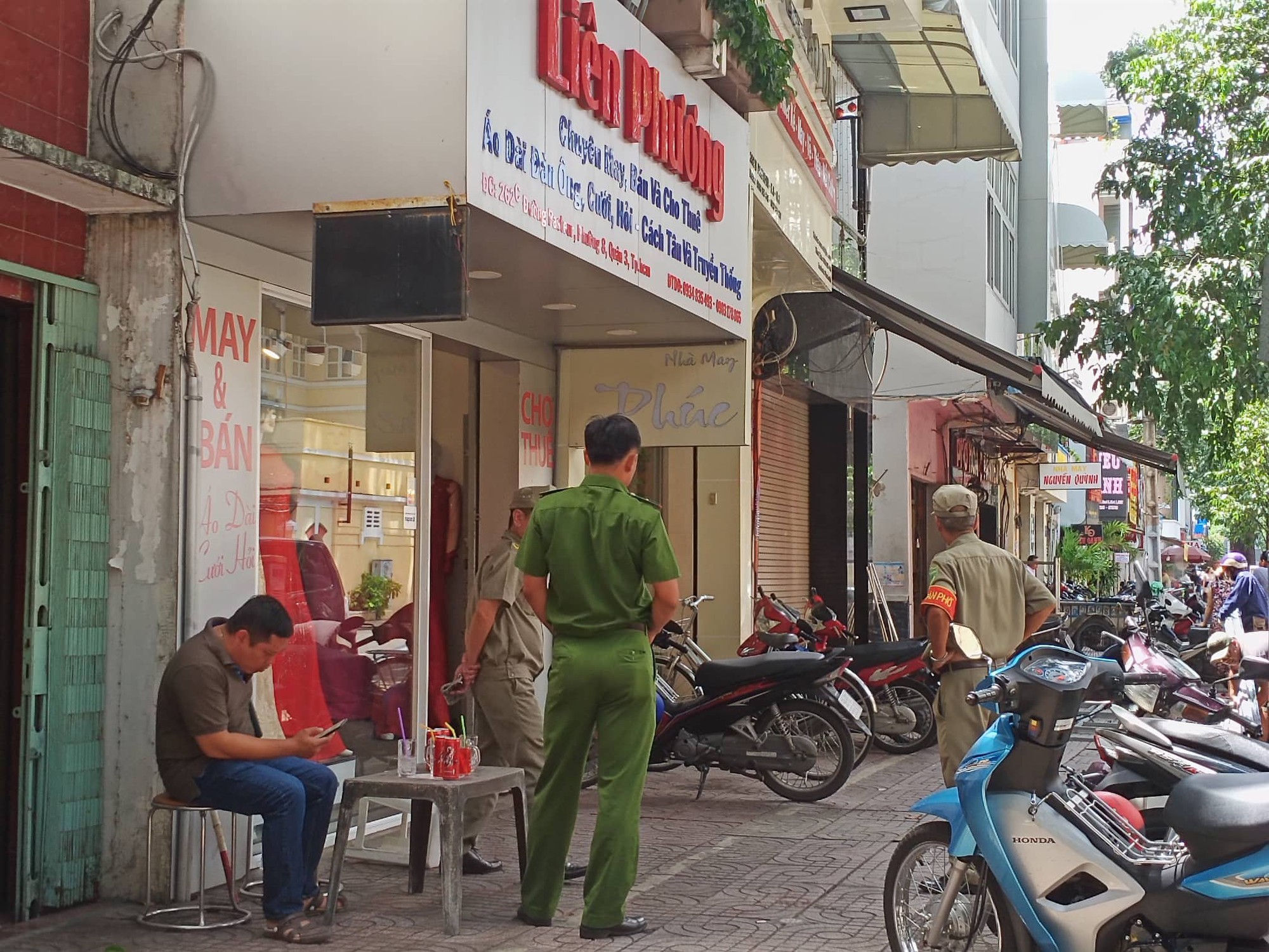 Phở Hòa Pasteur bị khủng bố: Sao lại để giang hồ ngang nhiên lộng hành! - Ảnh 2.