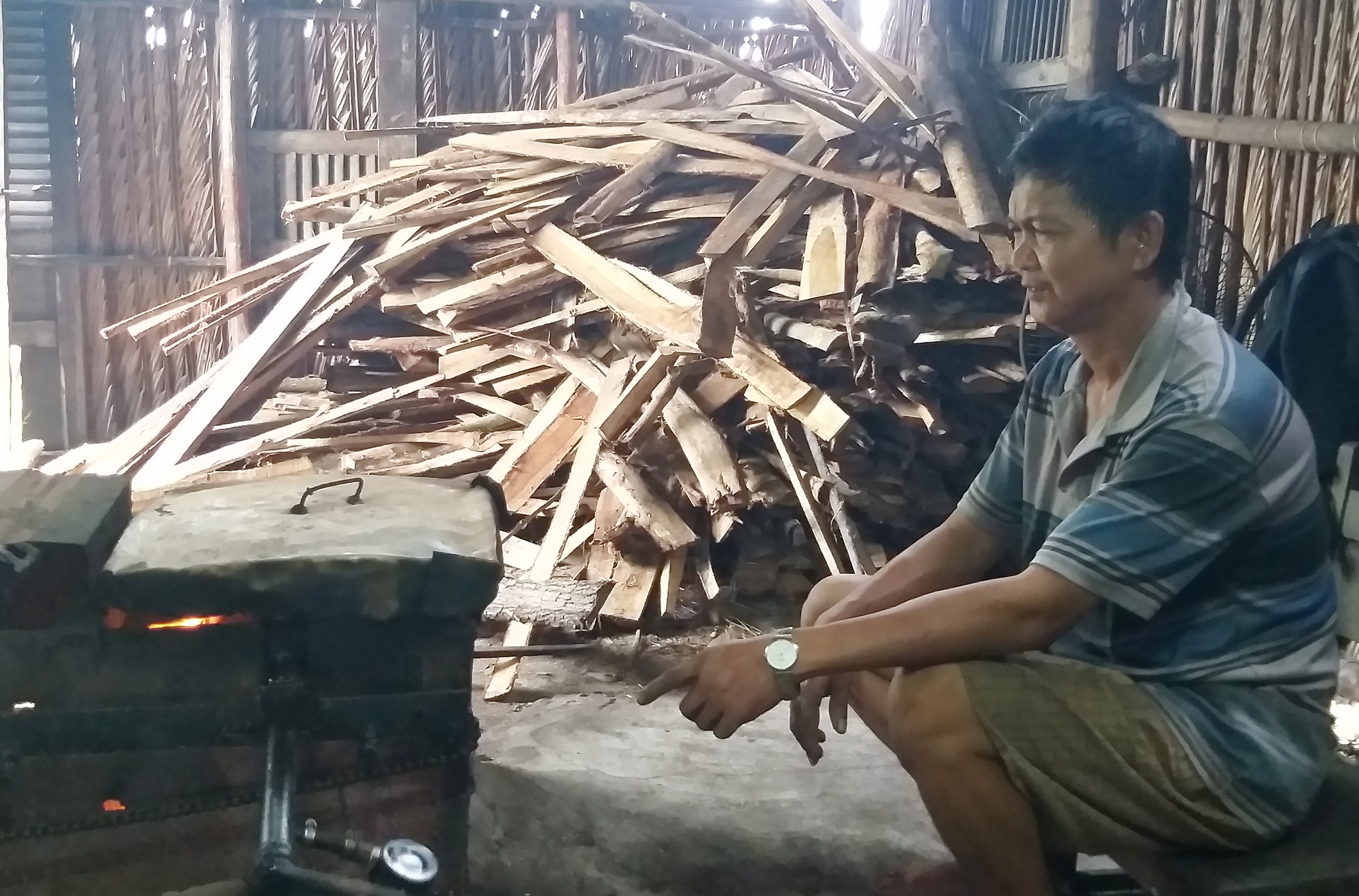 B&iacute; quyết l&agrave;m n&ecirc;n những hạt cốm thơm, gi&ograve;n ở C&agrave; Mau - Ảnh 10.