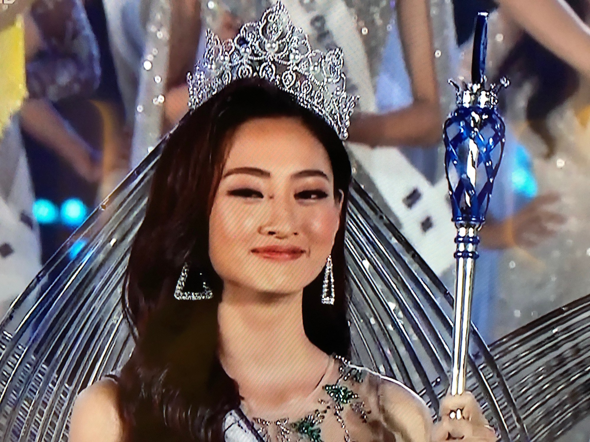 Những điều chưa biết về Hoa hậu Thế giới Việt Nam 2019 Lương Thùy Linh