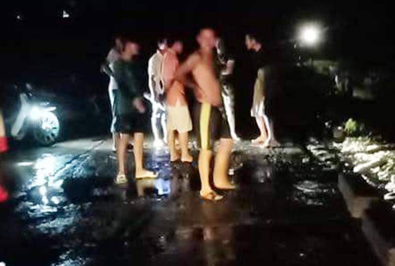 Đi uống rượu nhà người thân về, qua tràn bị lũ cuốn mất tích