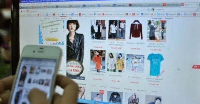 Nan giải chặn bán hàng giả trên trên Facebook, Youtube - Ảnh 1.