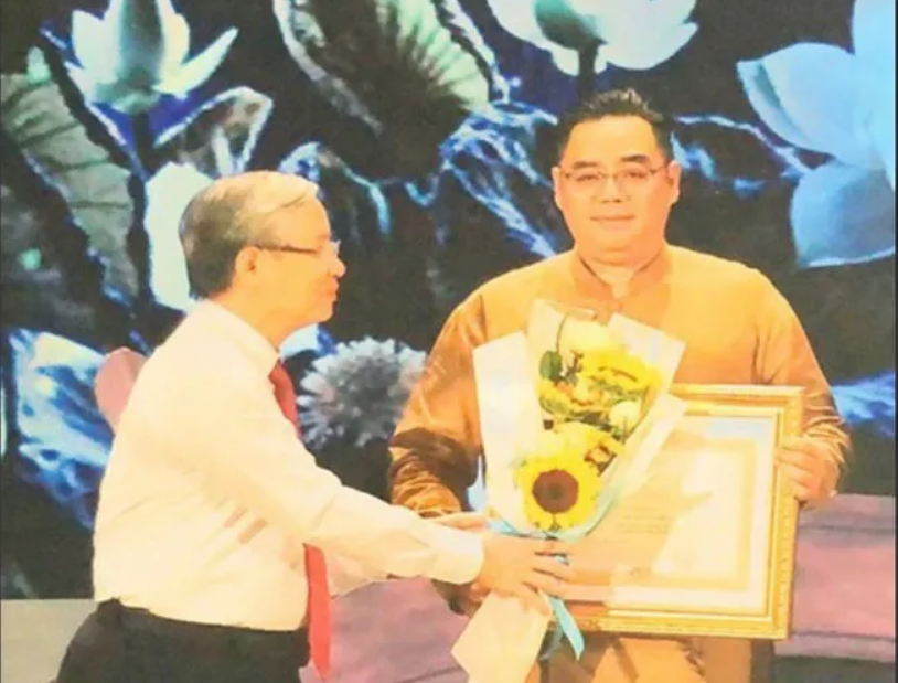 Di chúc Bác sáng lòng ta (*): Dốc sức vào vở diễn về Người