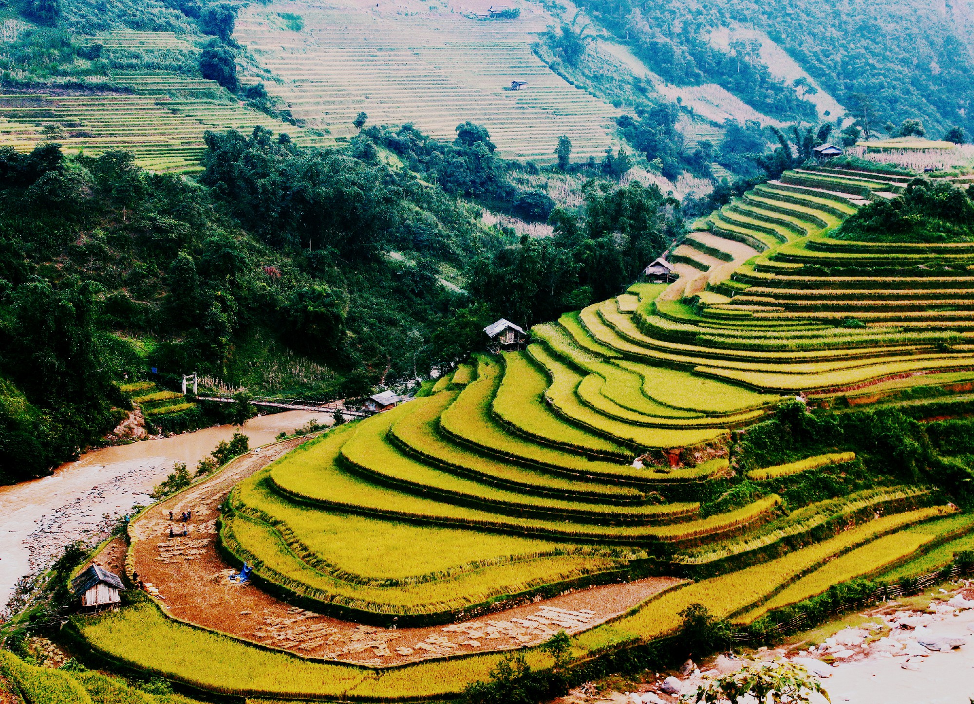 Lịch l&uacute;a ch&iacute;n T&acirc;y Bắc, Đ&ocirc;ng Bắc, l&ecirc;n kế hoạch săn ảnh ngay th&ocirc;i! - Ảnh 7.