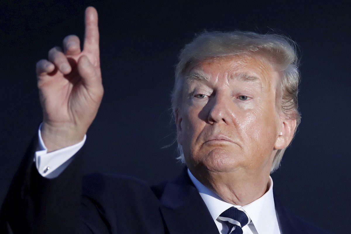 Ông Trump: Đàm phán nhưng vẫn áp thuế Trung Quốc - Ảnh 1.