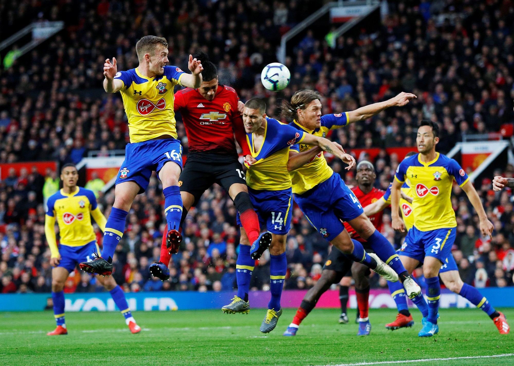 Đêm cuối tuần sinh tử của hai ông lớn Manchester